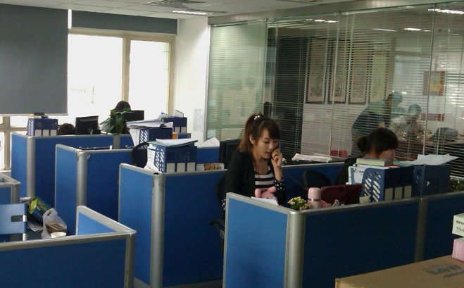 冶金行业桥式起重机耐高温设计与安全运行要点